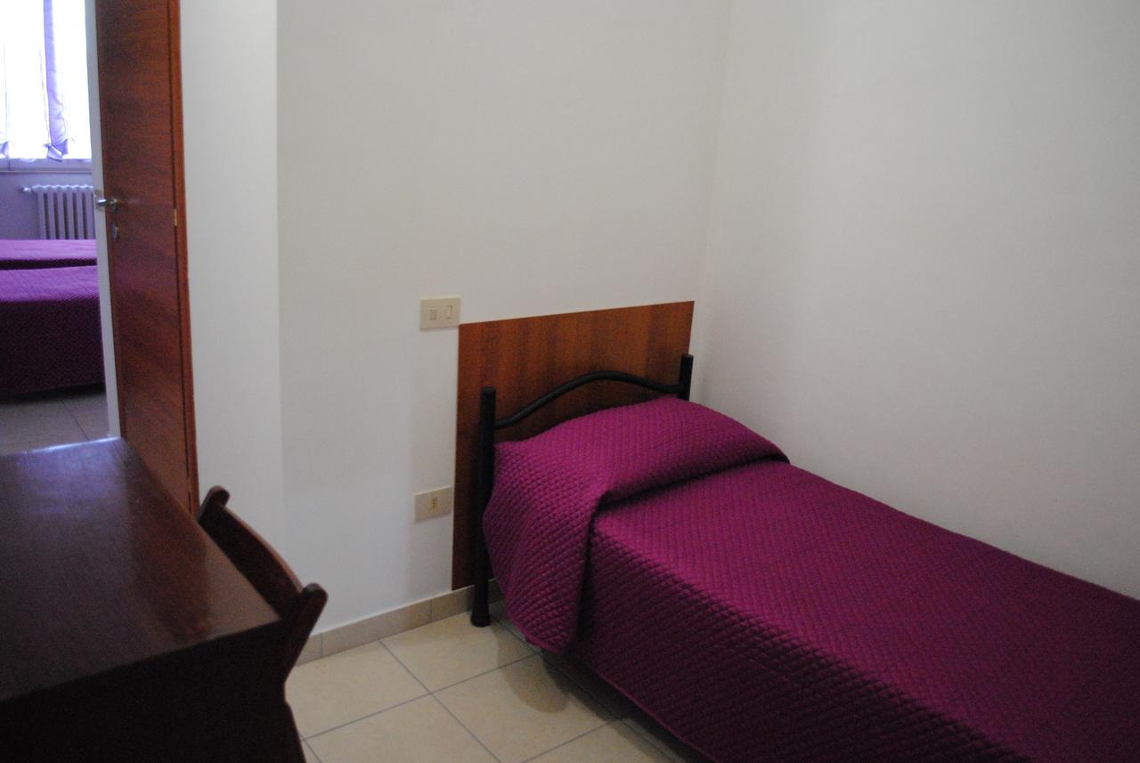 Hotel La Torretta Фолиньо Екстериор снимка